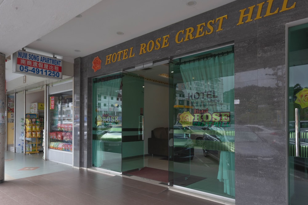 Hotel Rose Crest Hill 2/33