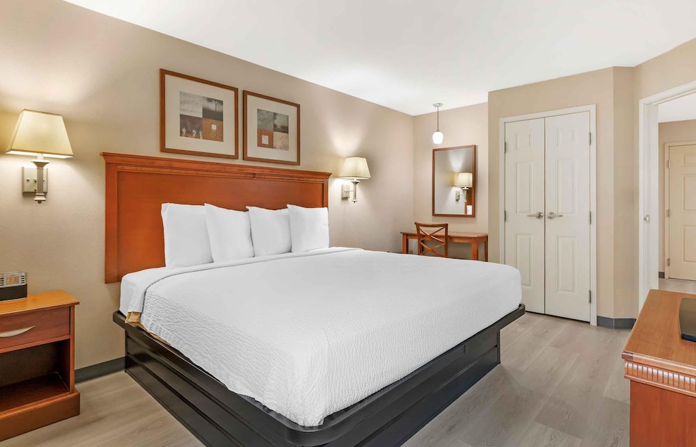 Extended Stay America Suites - McAlester - Hwy 69 8/65