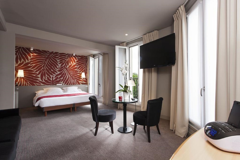 GARDETTE PARK HOTEL 40/52