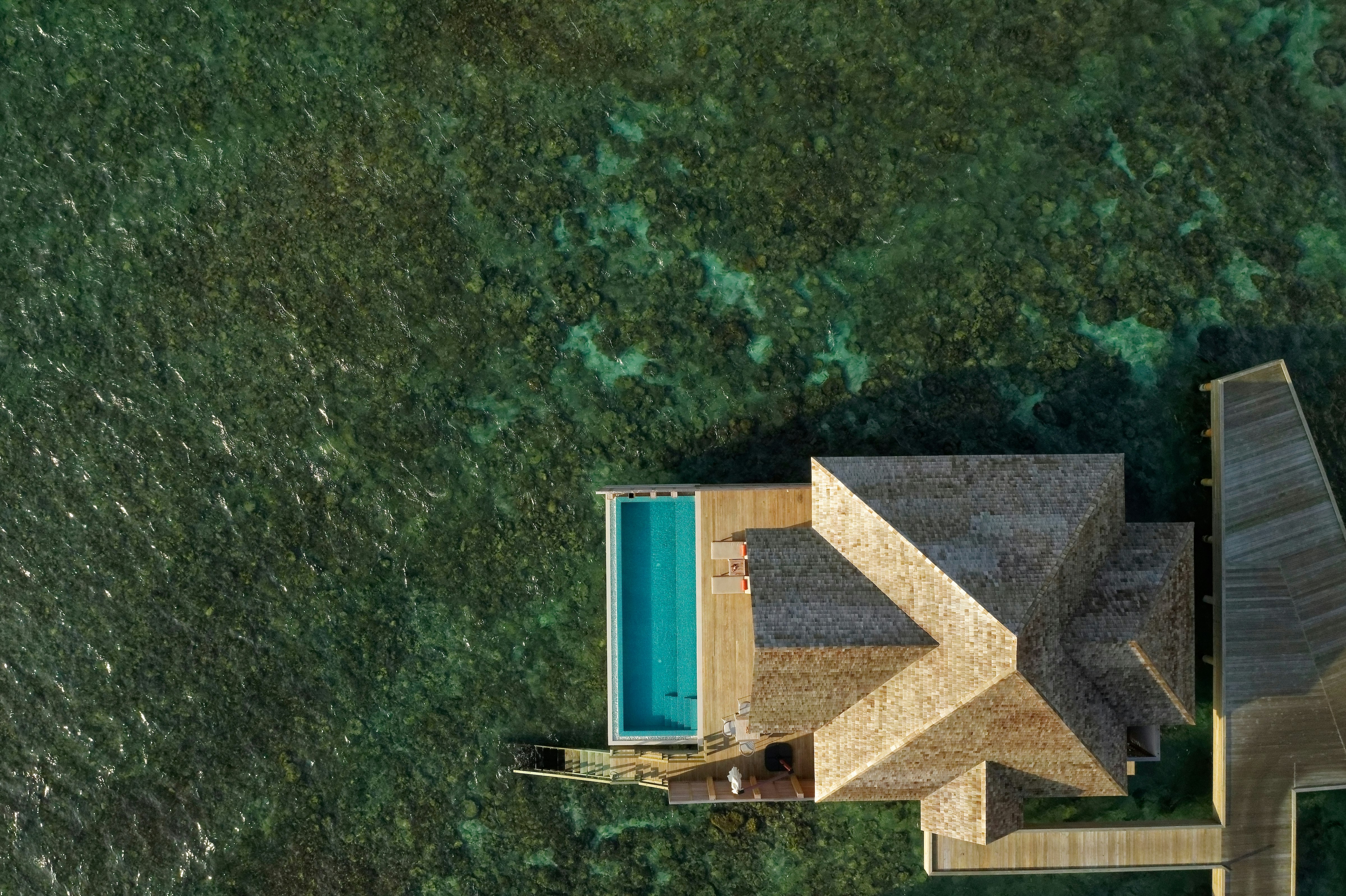Emerald Faarufushi Resort and Spa 60/94