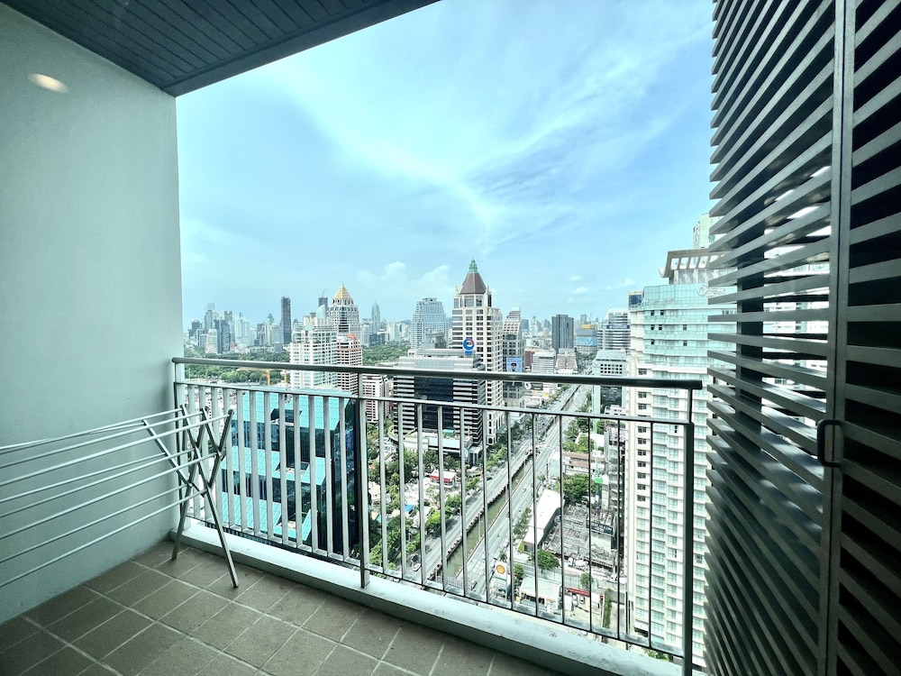 Urbana Sathorn Bangkok, Thailand 6/81