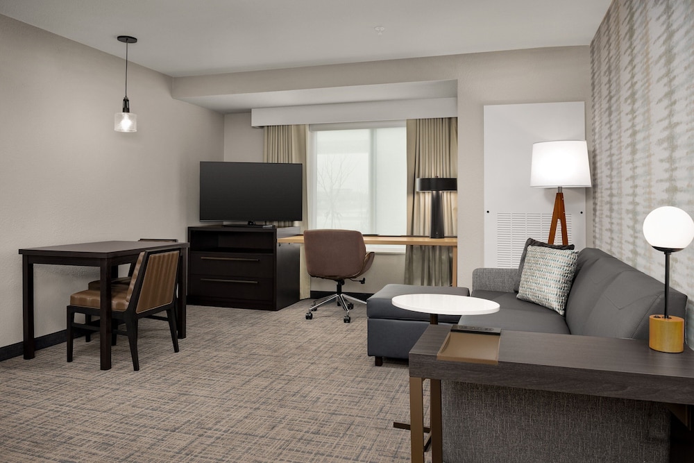 Residence Inn by Marriott Dallas Grand Prairie 26/35