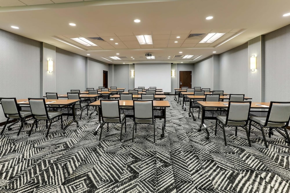Hyatt Place St. Louis/Chesterfield 62/70