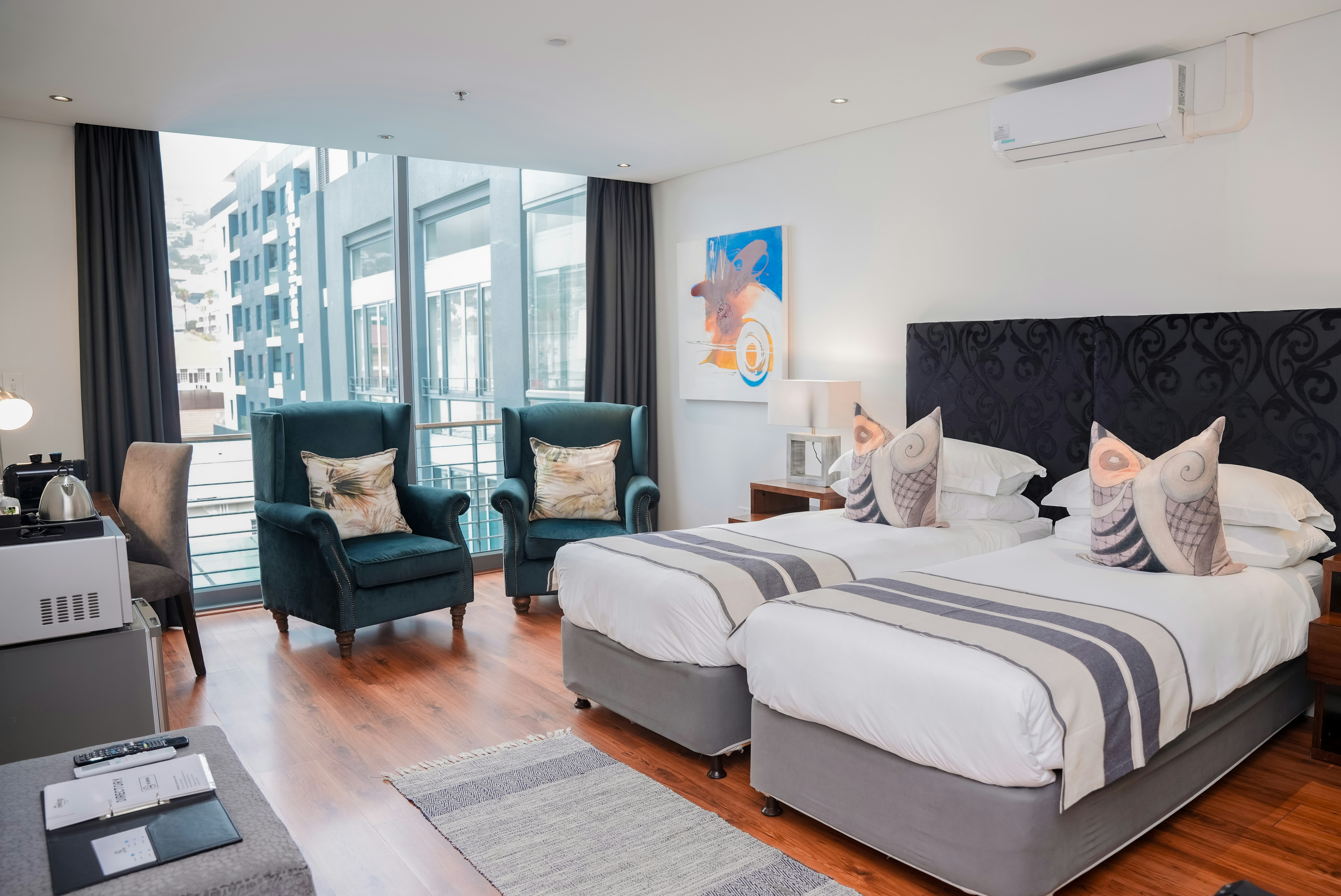 Classic, Twin Beds, French Balcony