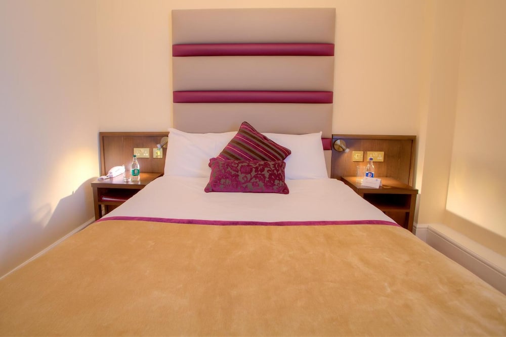 The Lucan Spa Hotel 28/65