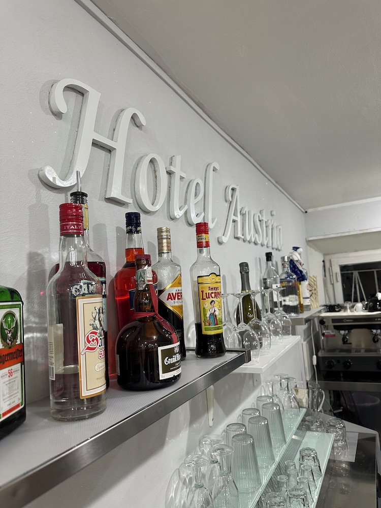 Hotel Austria 14/27