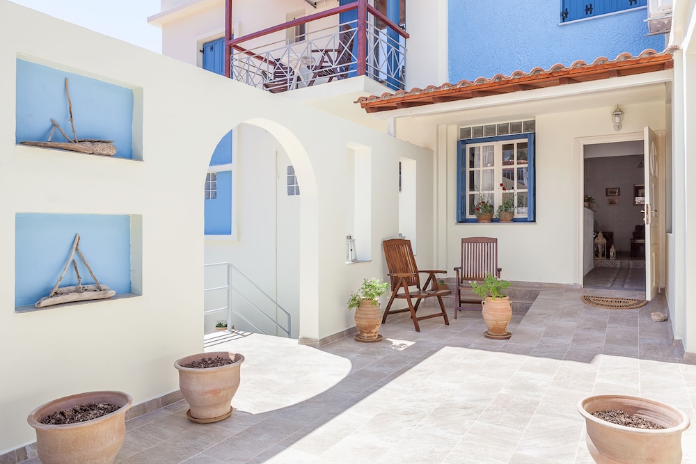 Stafylos Suites Boutique Hotel 29/50