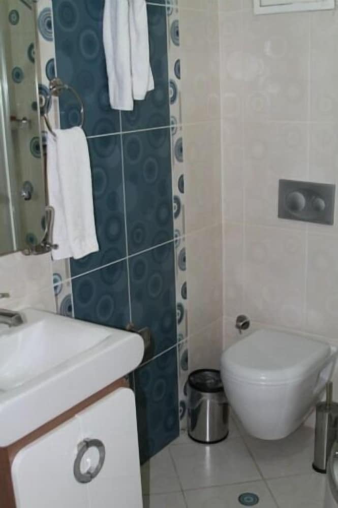 Tac Hotel 47/50