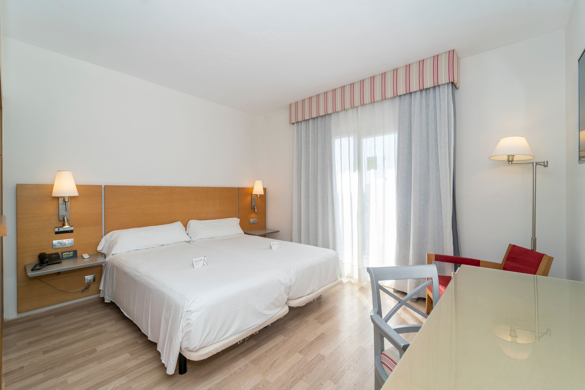 غرفة قياسية بسرير مزدوج بإطلالة على المدينة بشرفة، Hotel Artiem Capri 9/10