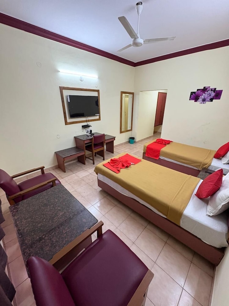 Hotel Ranjit Residency 25/31