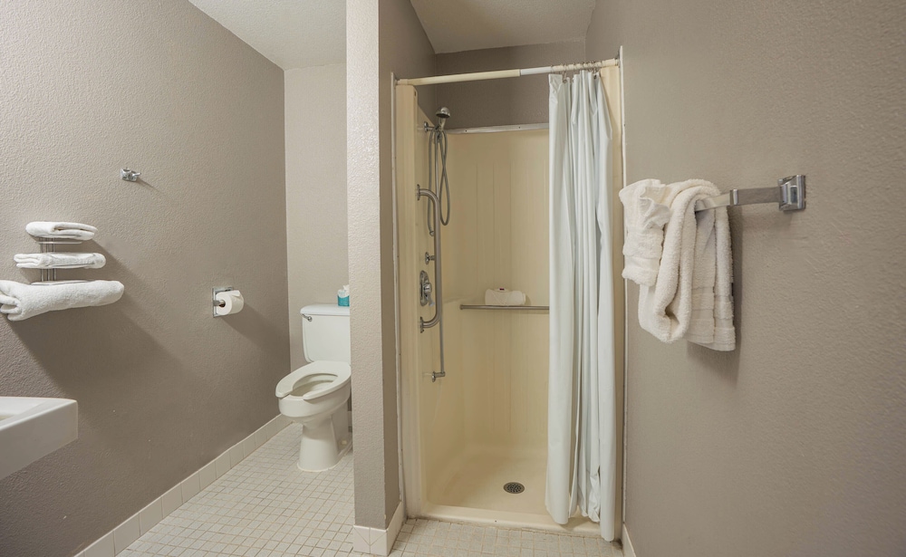 Motel6 Rochester, MN 57/57