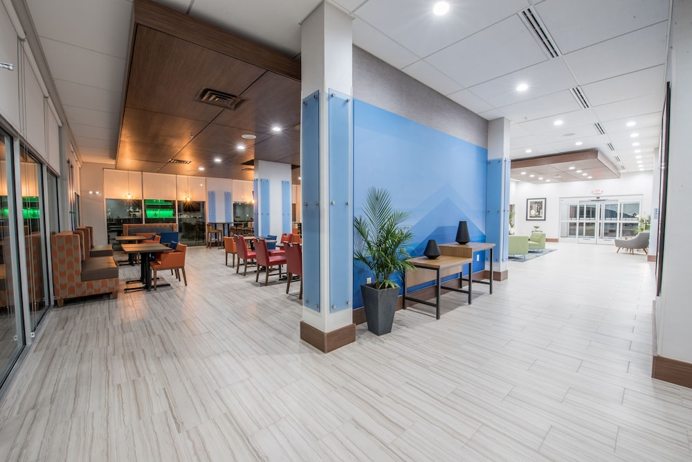 Holiday Inn Express and Suites Houston Westchase - Westheimer 14/59