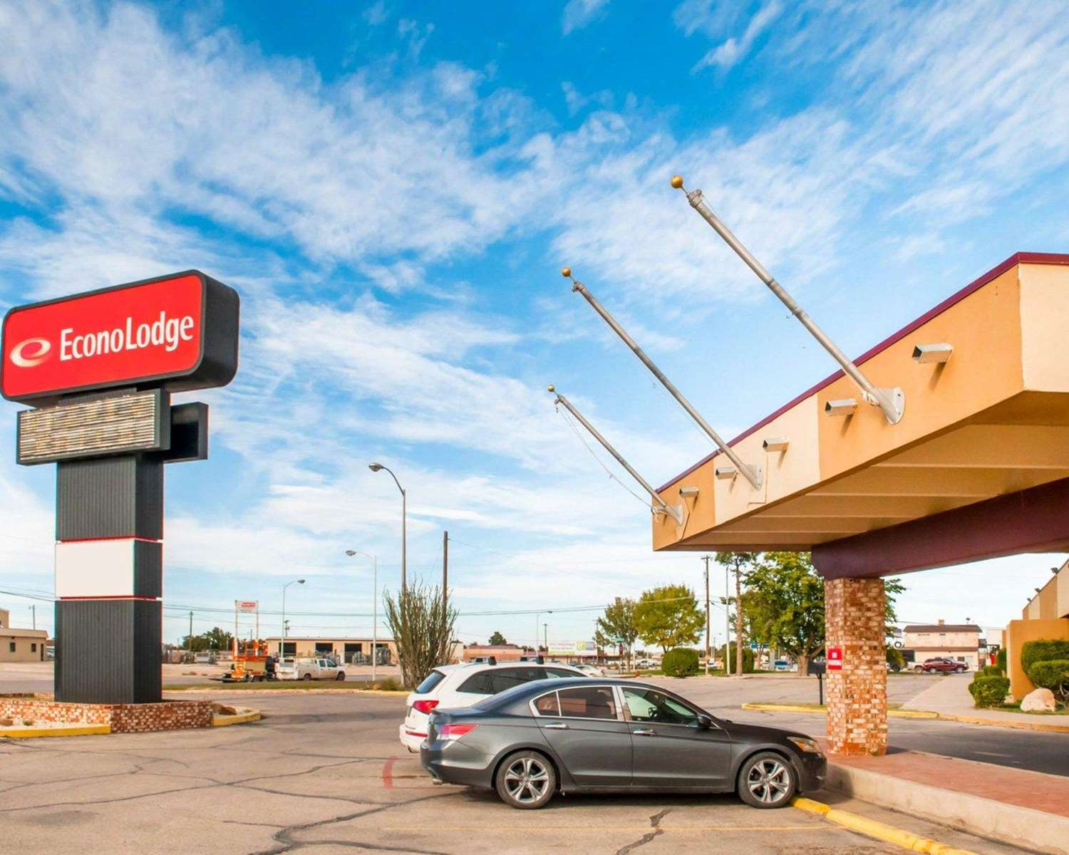 Econo Lodge Carlsbad Caverns Area 21/25