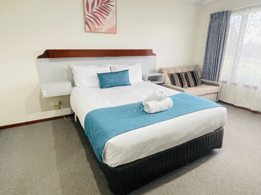 WARRAGUL VIEWS MOTOR INN 13/65