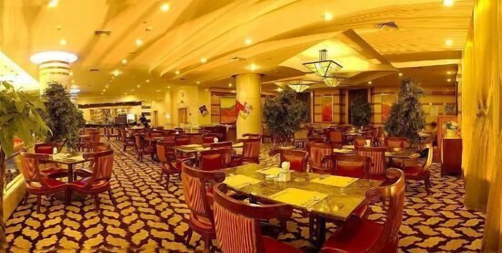 Phoenix Hotel Inner Mongolia 12/15