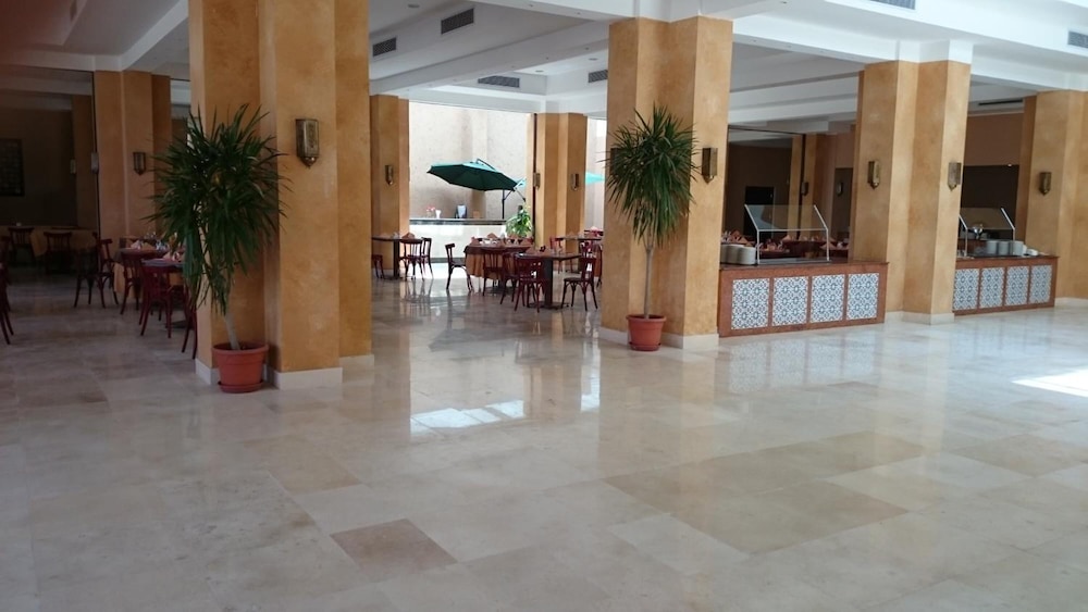 Caesar Bay Resort 3/50