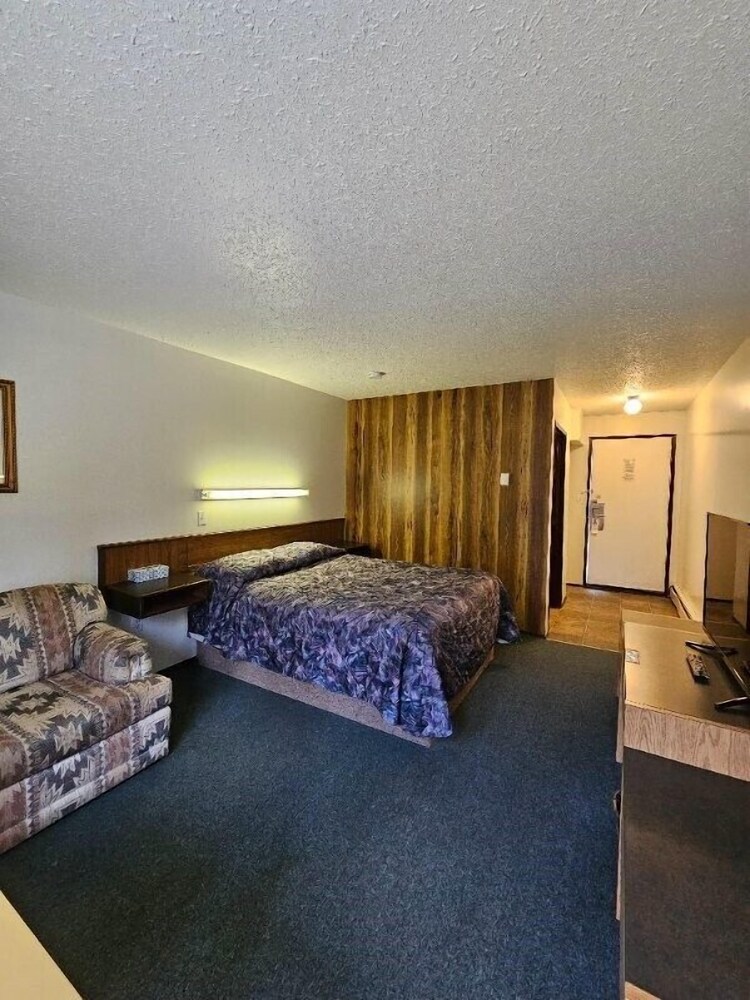Howard Johnson by Wyndham Edson 31/57
