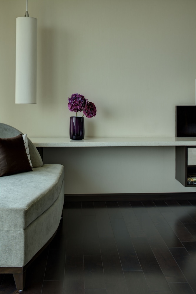 PARK HYATT HYDERABAD 11/69