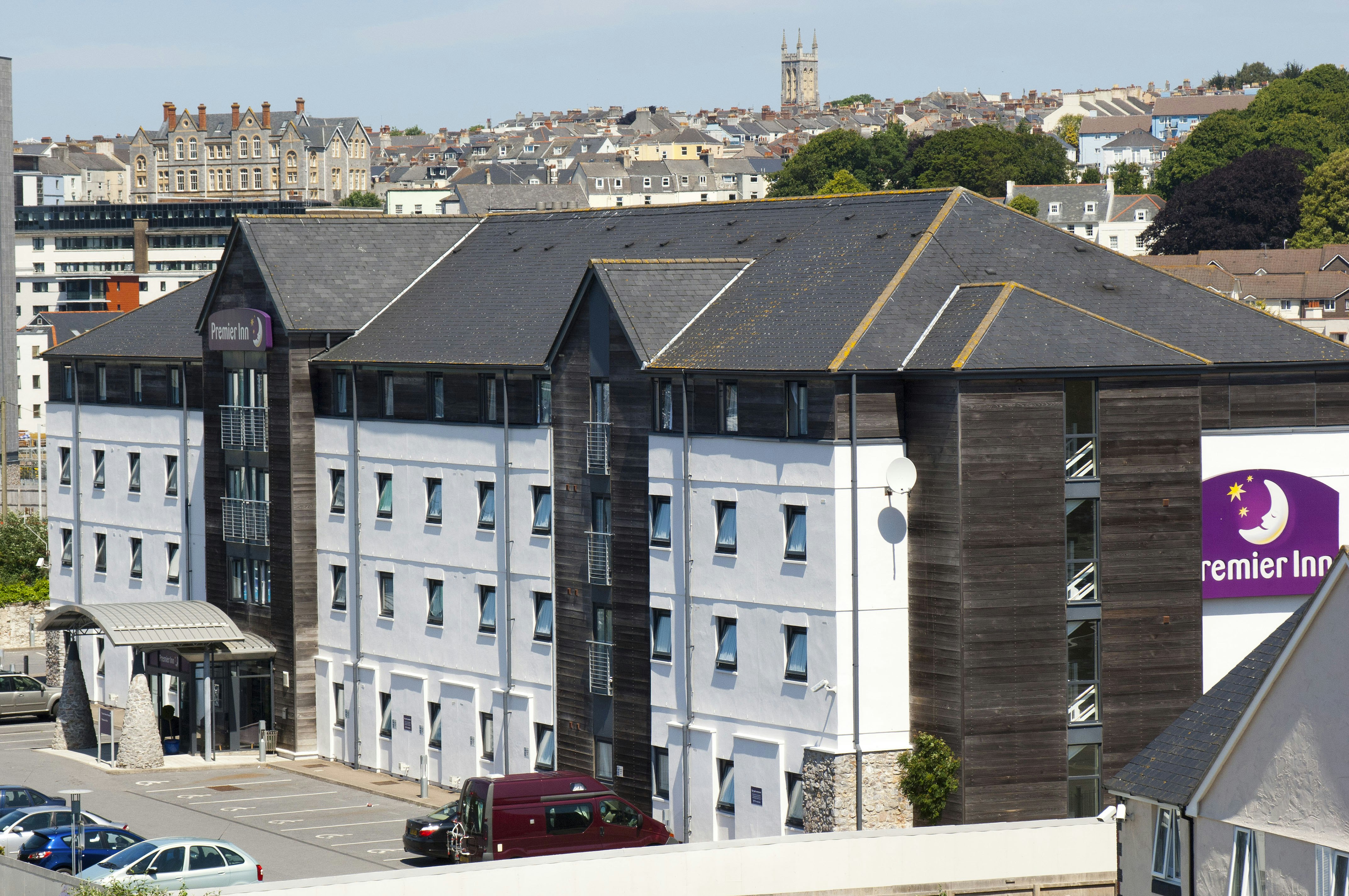 Premier Inn Plymouth (Sutton Harbour) 52/56