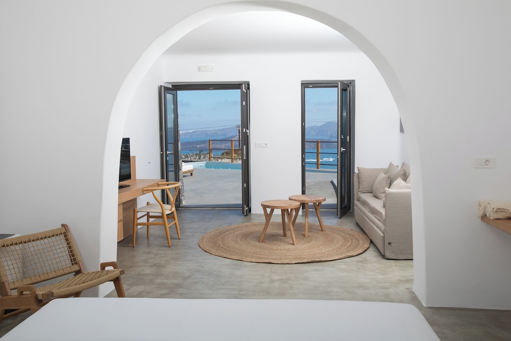 Melidonia Suites 33/49