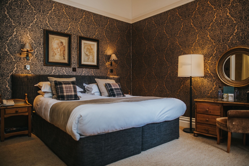 Merewood Country House 14/75