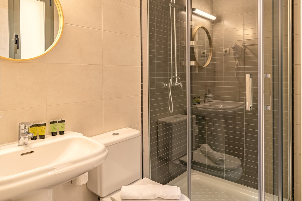 Feelathome Merced Apartments 57/61