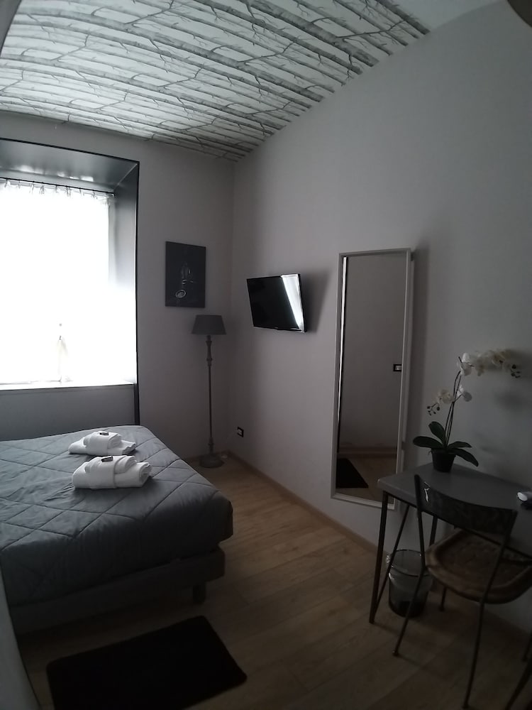 St. Peter Suites 20/50