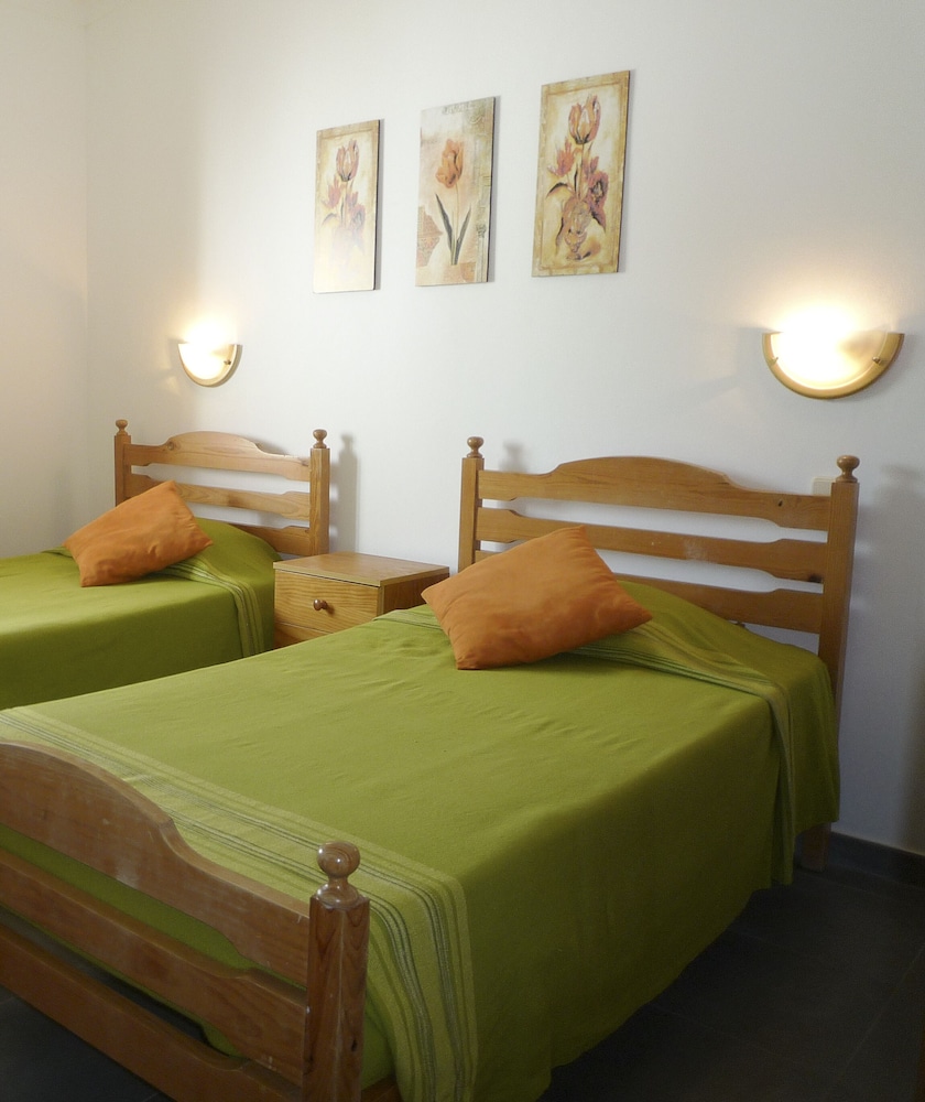 Turiquintas Holiday Village 21/57