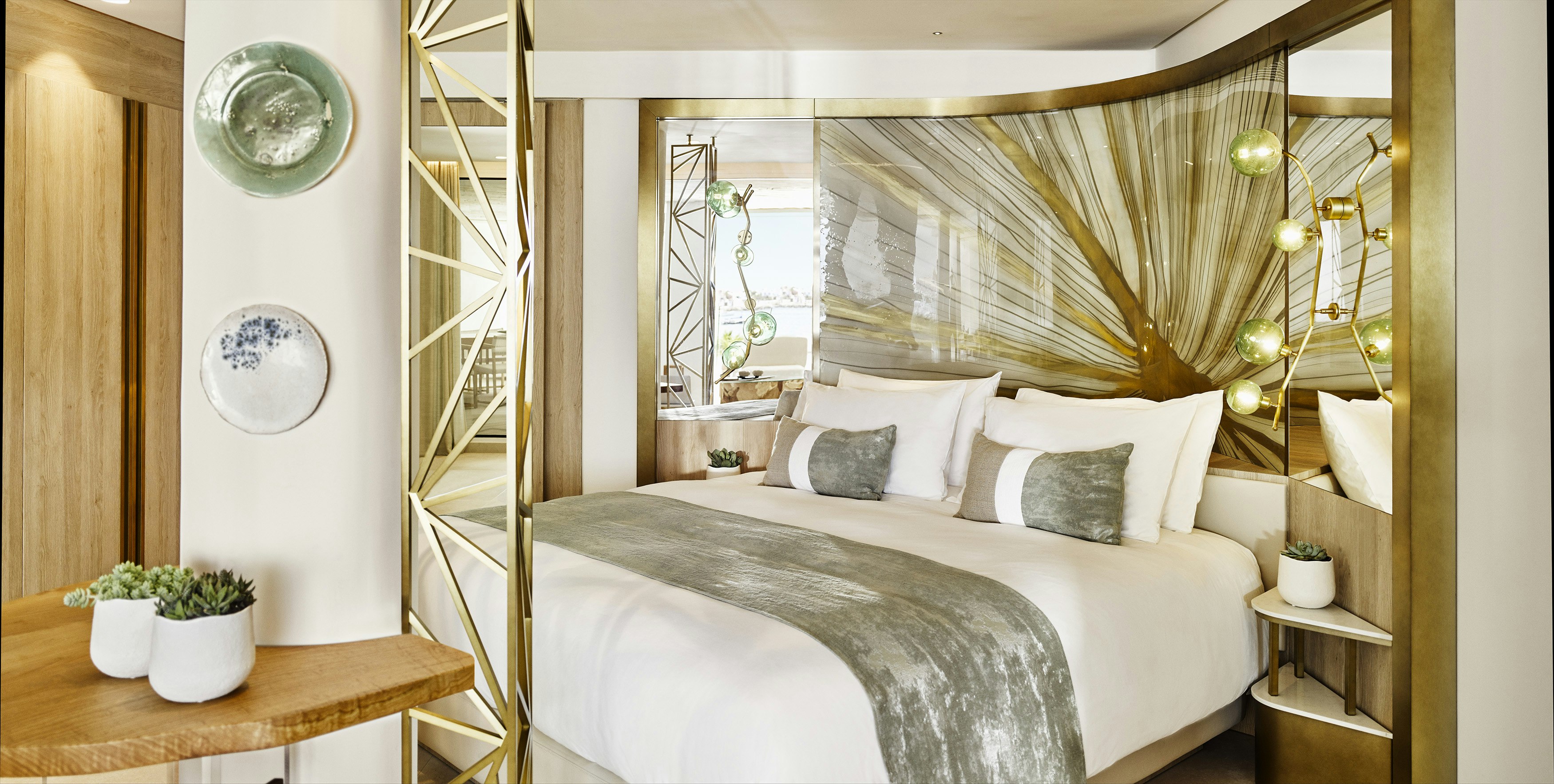 PRESIDENTIAL, SUITE, SEA VIEW