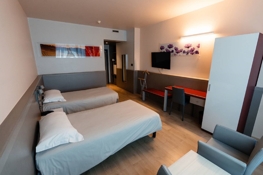 Hotel Ristorante I Castelli 8/50