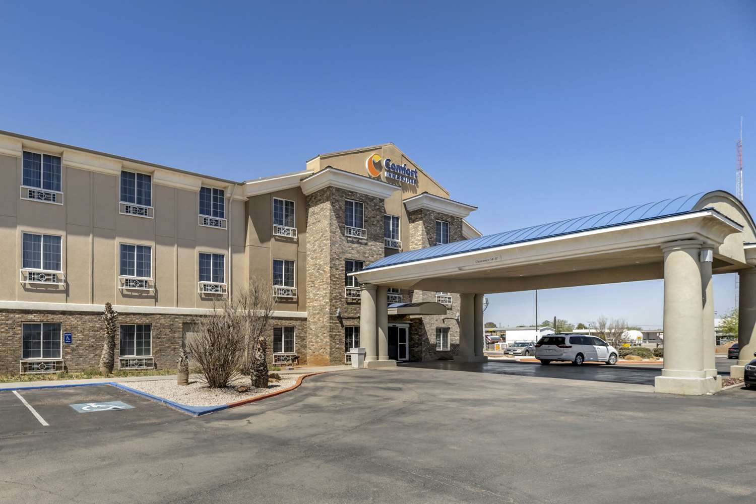 Comfort Inn & Suites Andrews, TX 16/16