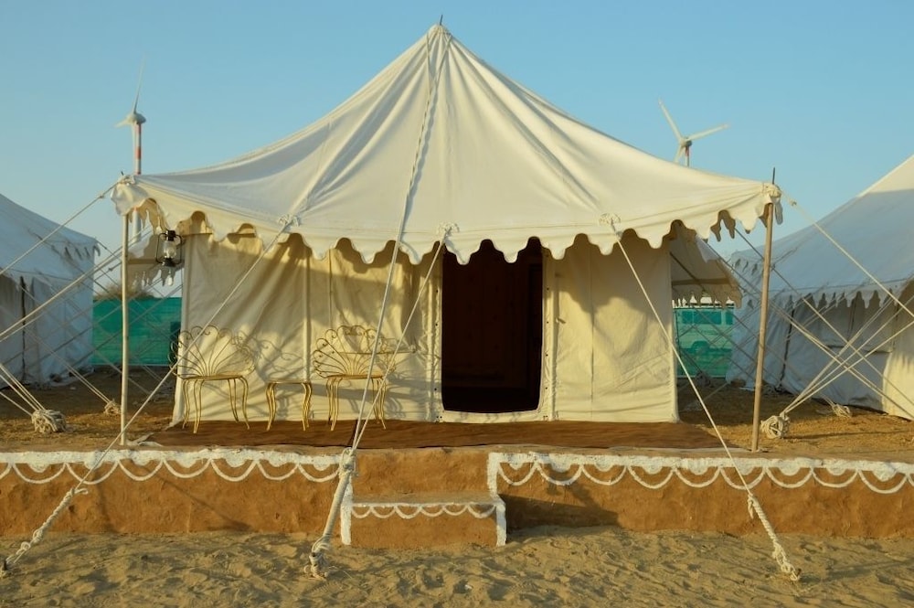 Sand Voyages Camp 15/21