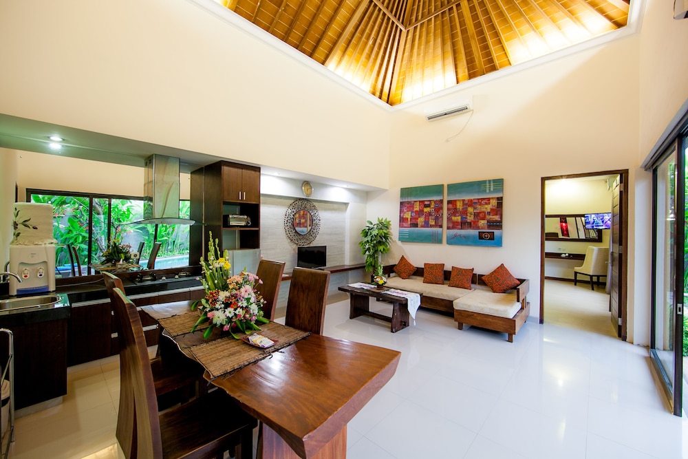 Swiss-Belvillas Umalas 31/50