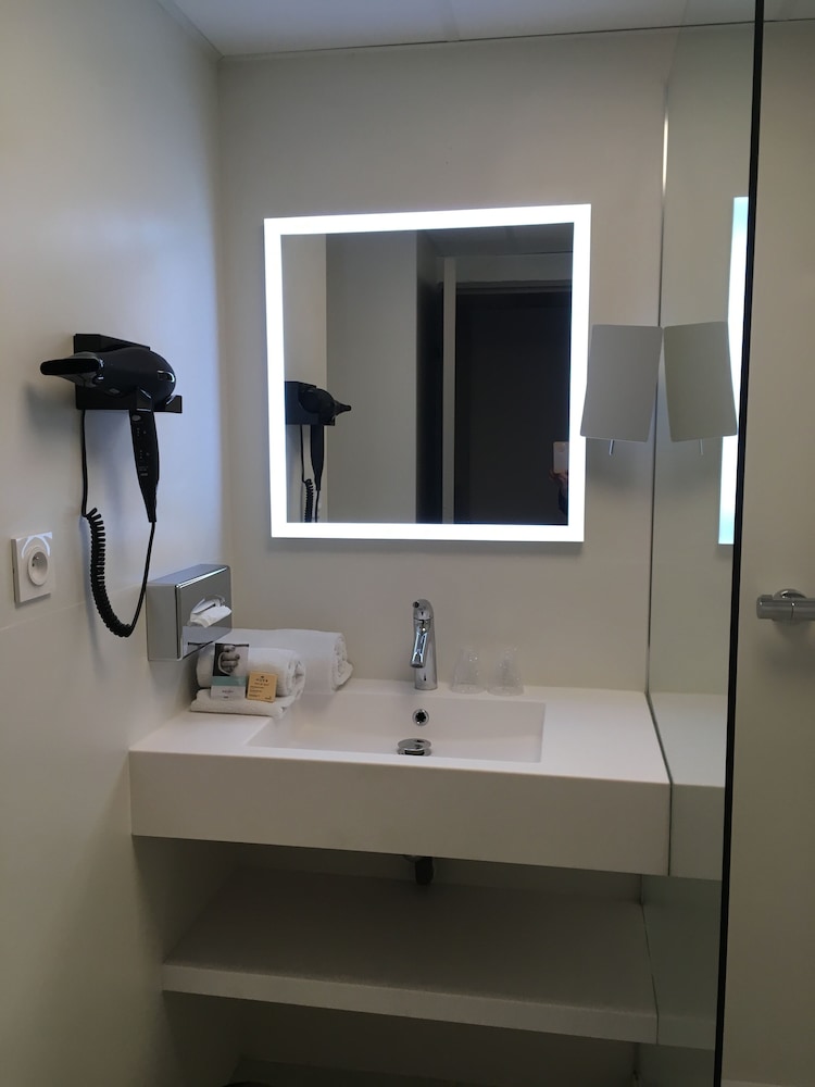 MERCURE PERPIGNAN CENTRE 35/68