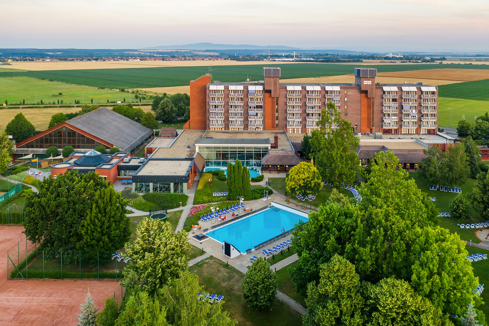 DANUBIUS HEALTH SPA RESORT BUK 61/62