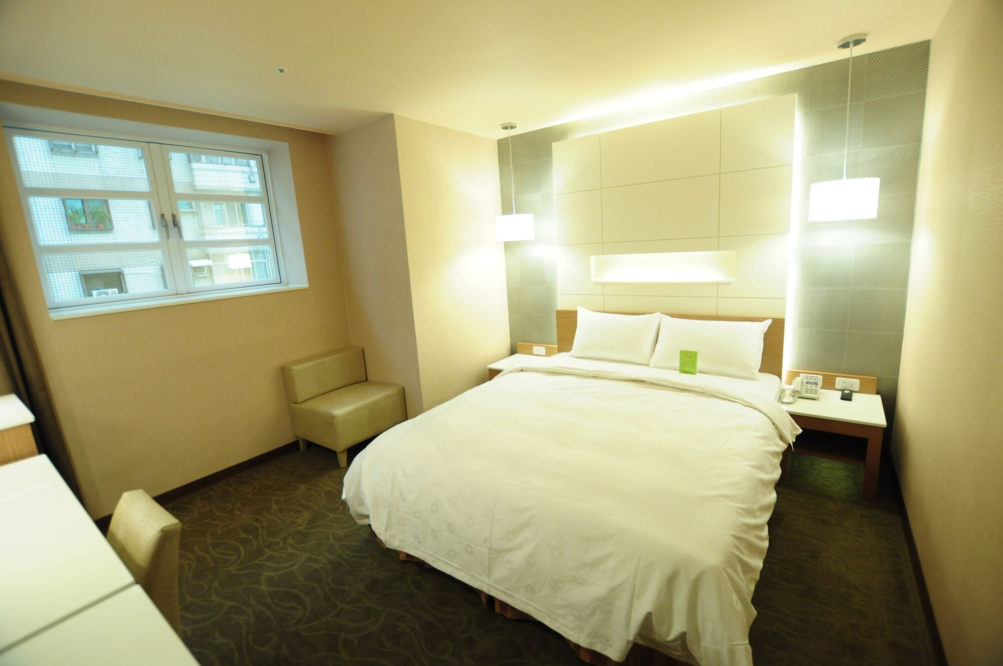 غرفة بزنس بسرير مزدوج، Kindness Hotel - Sanduo Shopping District 7/10
