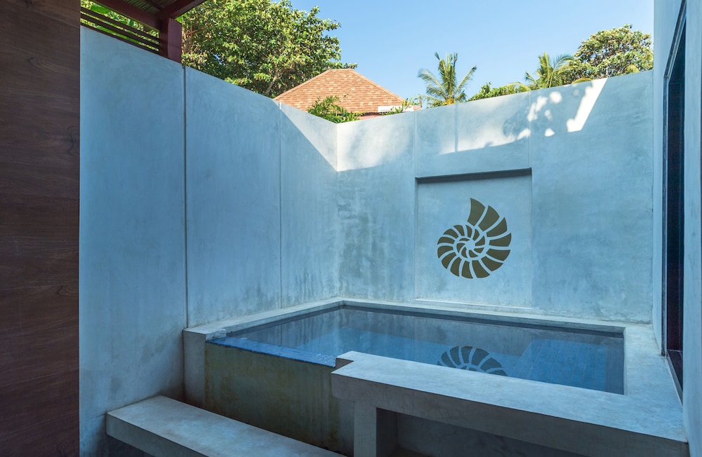 Lanta Sand Resort And Spa 40/71