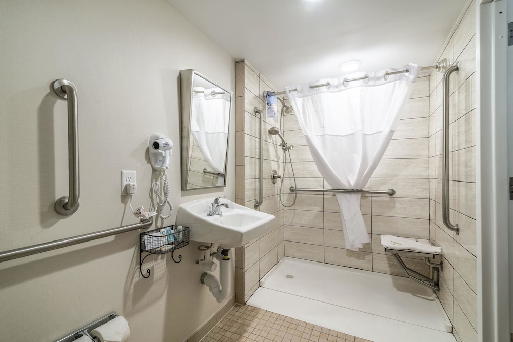 Quality Inn Ithaca - University Area 18/44