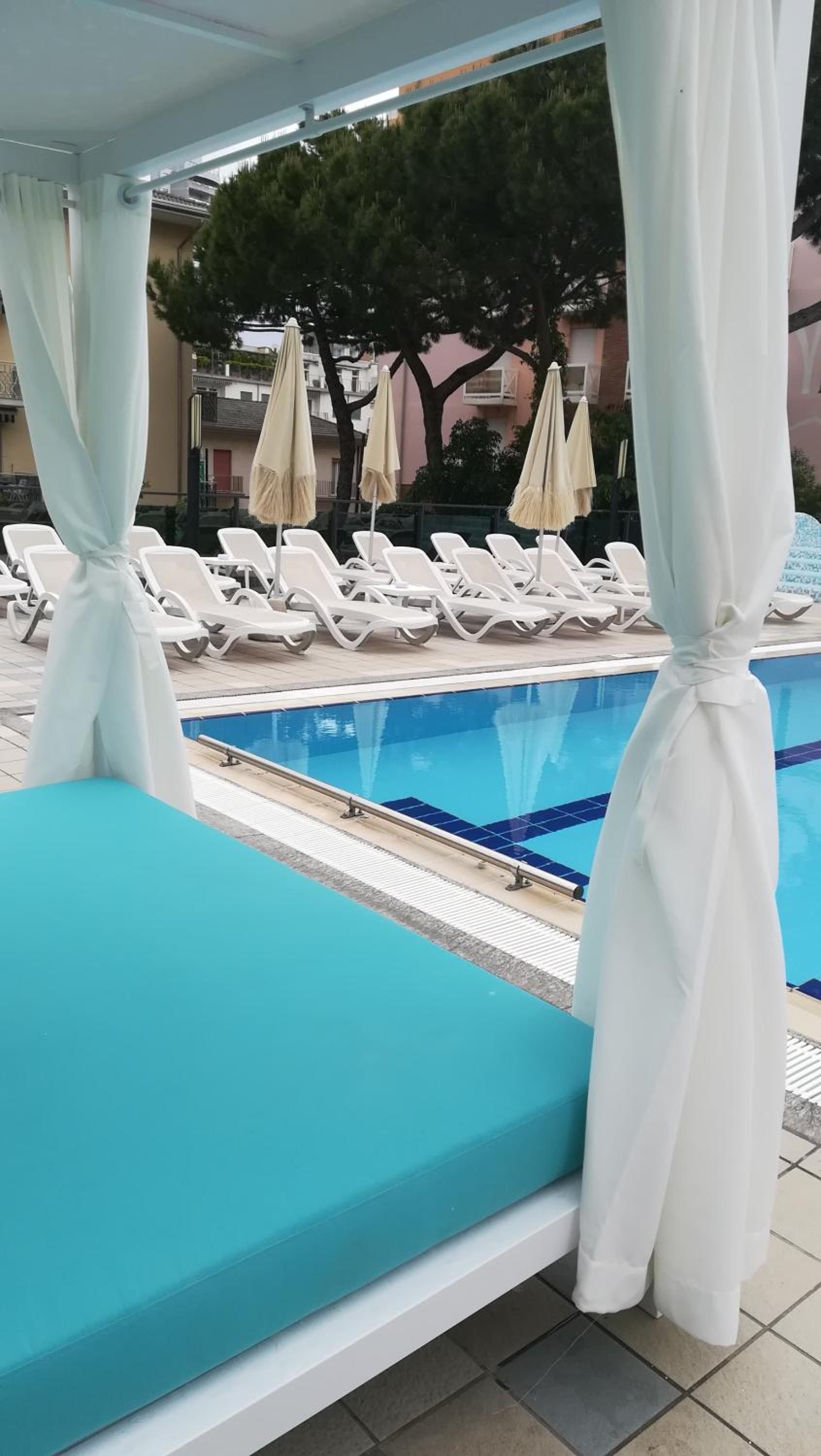 Hotel Atlantico 25/50