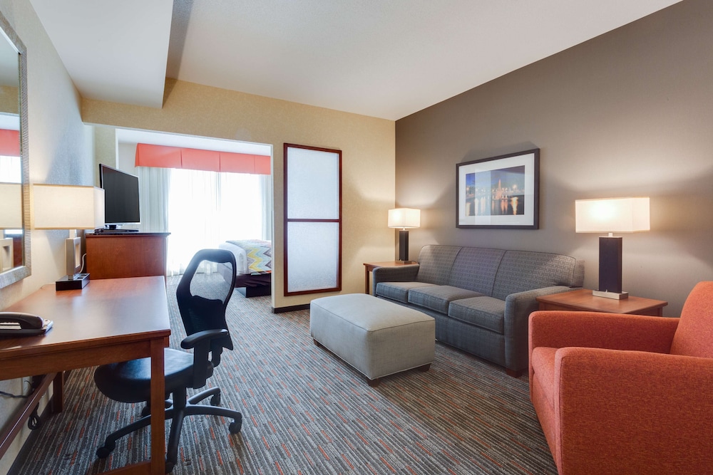 Drury Inn and Suites Fort Myers 25/49