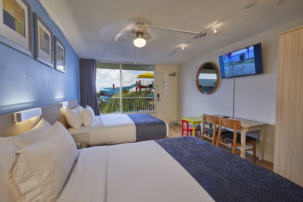 Ramada by Wyndham Hotel & Water Park 20/67