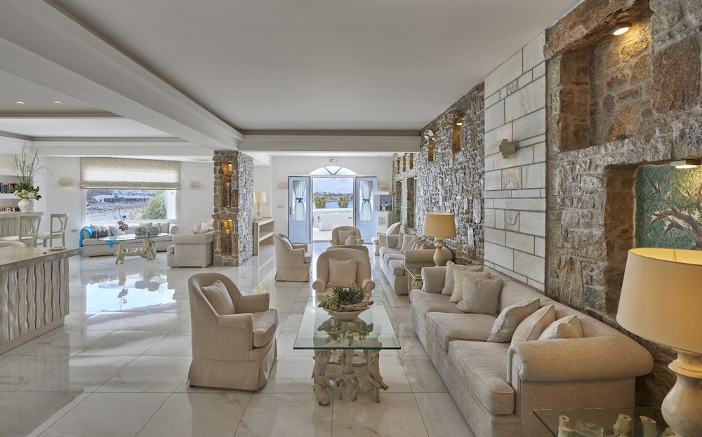 Petinos Beach 45/72
