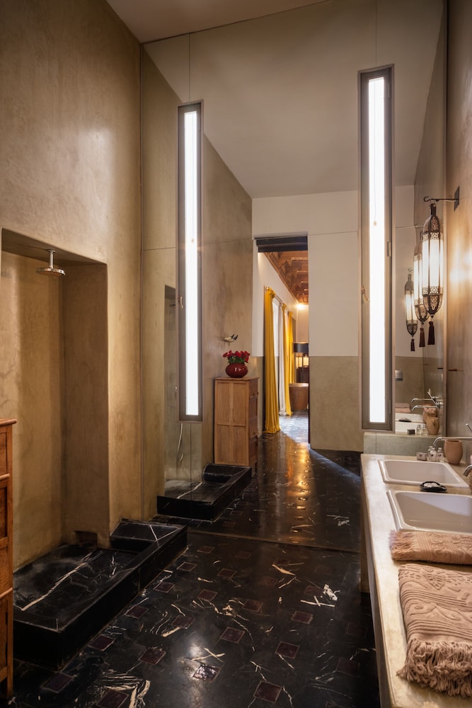 Riad Due 15/50