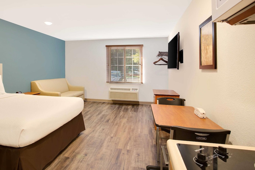 WoodSpring Suites Charlotte Shelby 12/29