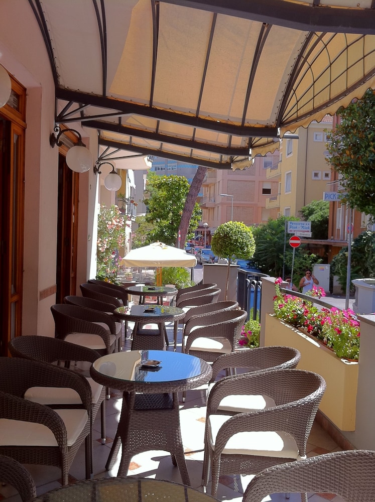 Hotel Piccinelli 51/63