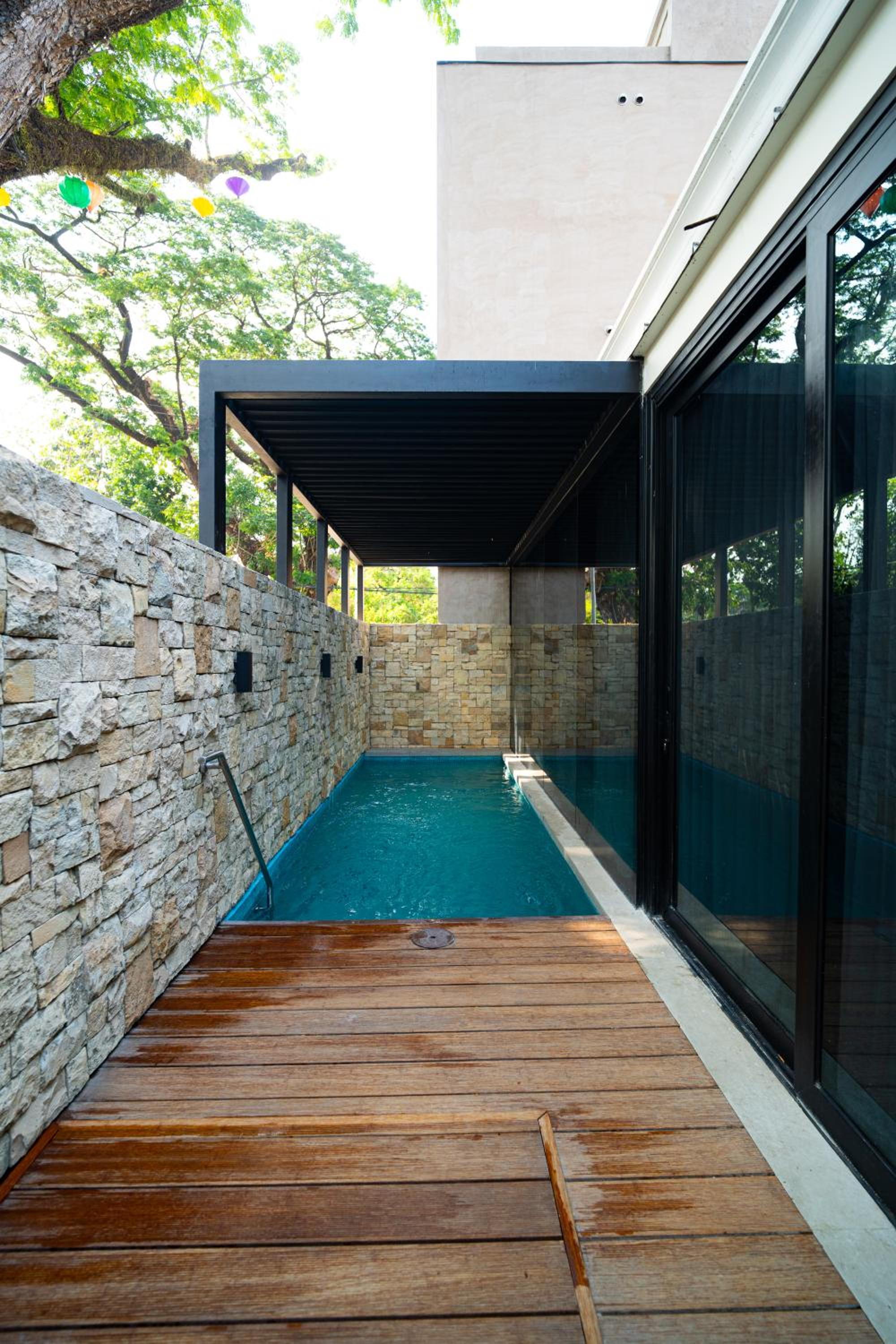 The Henry Glass House Clark 35/50