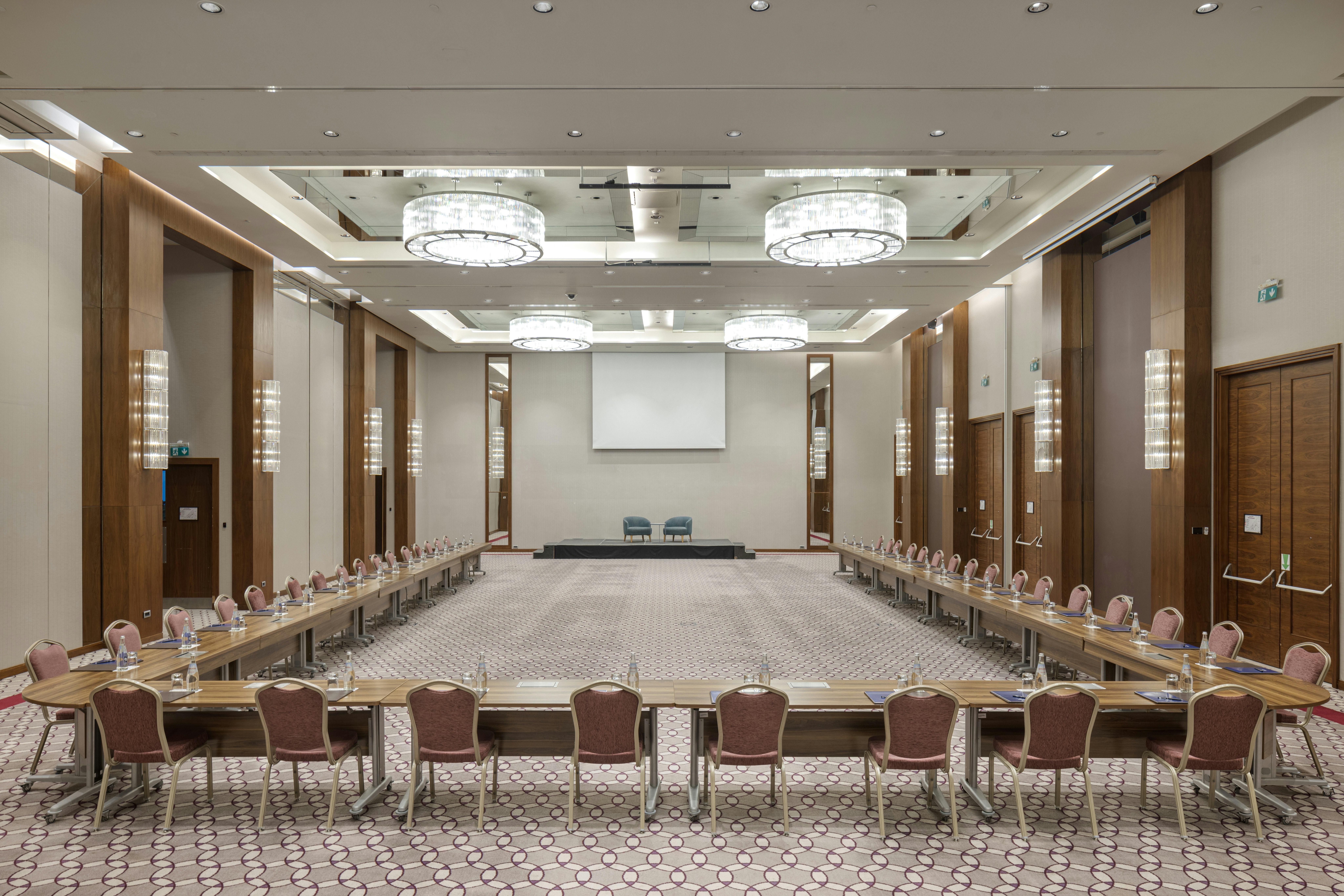 Hilton Batumi 35/45