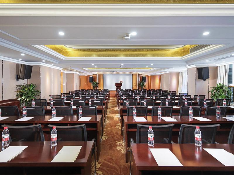 Vienna International Hotel (Wuxi Huishan Yanqiao Metro Station) 24/25