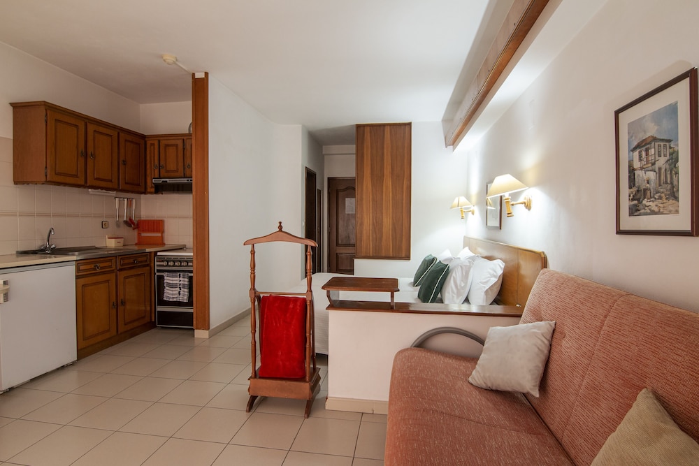 Pantanha Hotel Apartamentos 44/68