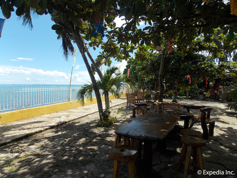 Baluarte De Argao Beach Resort 21/27